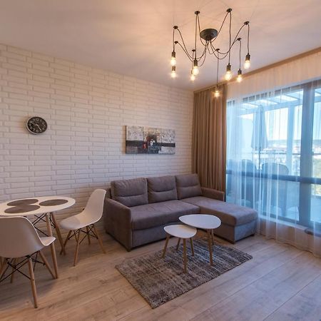 City Apartments Triumph فارنا المظهر الخارجي الصورة