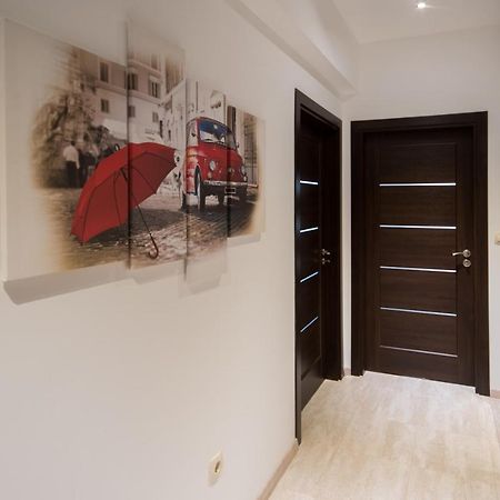 City Apartments Triumph فارنا المظهر الخارجي الصورة