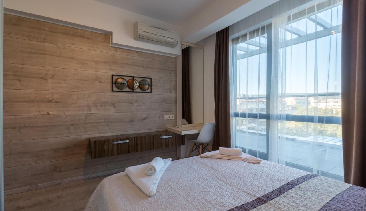 City Apartments Triumph فارنا المظهر الخارجي الصورة